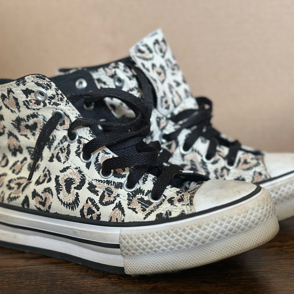 Converse Kids Leopard Print High-Top Sneakers